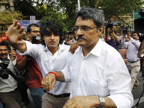 Delhi HC denies bail to 5 execs in 2G case Delhi HC denies bail to 5 execs in 2G case