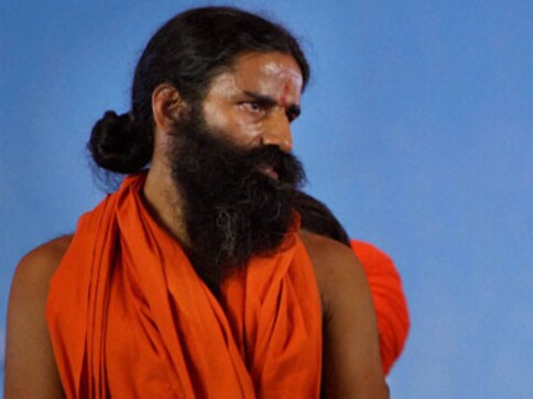 Youth tries to immolate himself during Ramdev stir