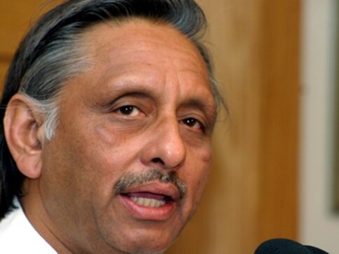 Aiyar takes a dig at 10 Janpath, calls Congress a 'circus'