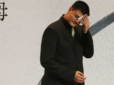 Injuries force Yao Ming to end career at 30 Injuries force Yao Ming to end career at 30