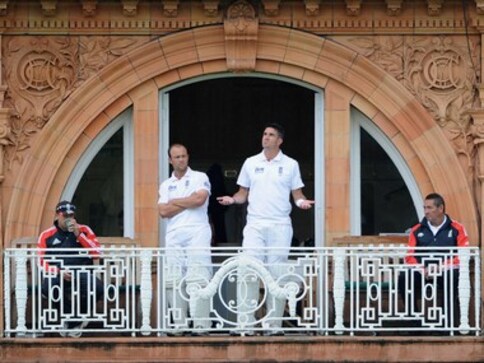 Match evenly poised, says Trott