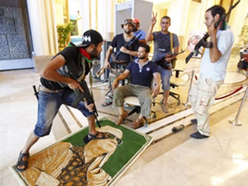 A million dollars for Gaddafi's head? A million dollars for Gaddafi's head?