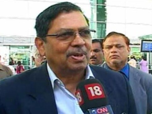 Probe illegal export of Karnataka ore from Goa ports: Hegde