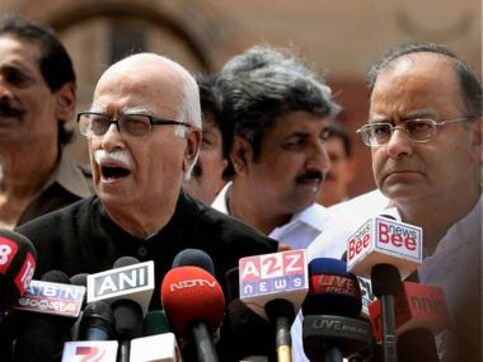Cash-for-votes: Advani dares govt to 'put me in jail' Cash-for-votes: Advani dares govt to 'put me in jail'