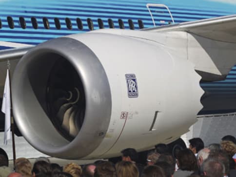FedEx may buy Boeing, Airbus freighters FedEx may buy Boeing, Airbus freighters