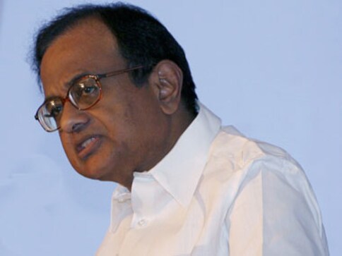 2G scam: Manmohan, Pranab speak to Chidambaram