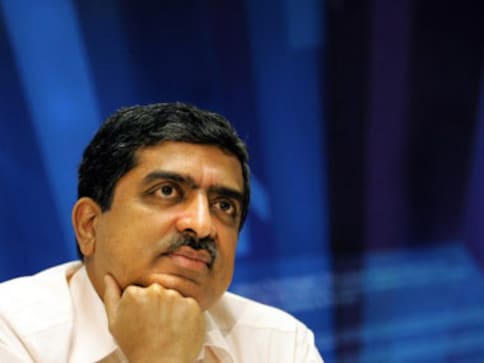 One million people to enroll per day for Aadhaar by Oct: Nilekani