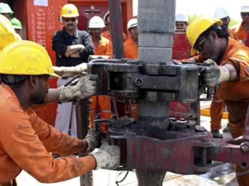 ONGC in discussions with NPCIL for setting up a power plant