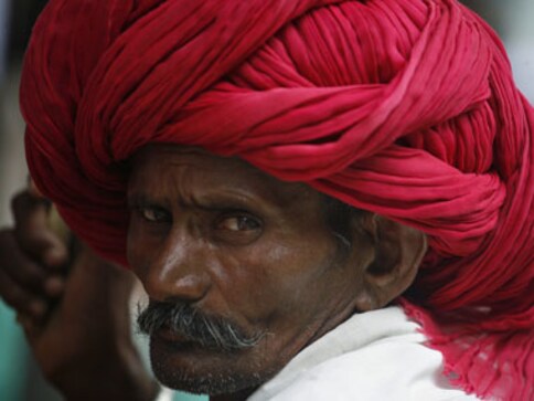 Despite good monsoon, farmers blame NREGA for low profits Despite good monsoon, farmers blame NREGA for low profits