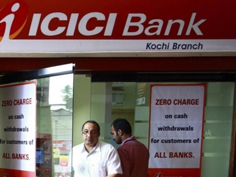 'Hold SBI and ICICI; ditch DLF and buy JSPL' 'Hold SBI and ICICI; ditch DLF and buy JSPL'