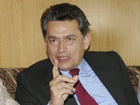 Rajat Gupta pleads not guilty, released on $10 million bond