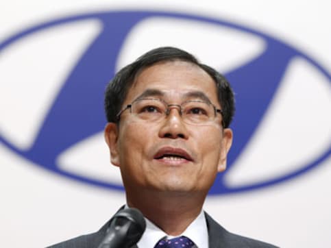 Hyundai first victim of slowdown, shelves new diesel engine plant Hyundai first victim of slowdown, shelves new diesel engine plant