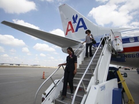 American Airlines gives in; files for bankruptcy American Airlines gives in; files for bankruptcy