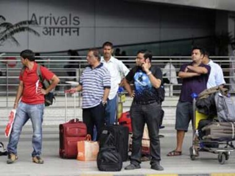 Delhi airport overtakes Mumbai as busiest in country Delhi airport overtakes Mumbai as busiest in country