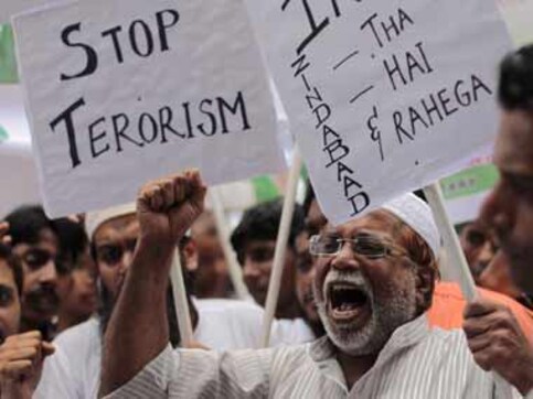 Maximum city, maximum worries: Mumbai is not easy Maximum city, maximum worries: Mumbai is not easy