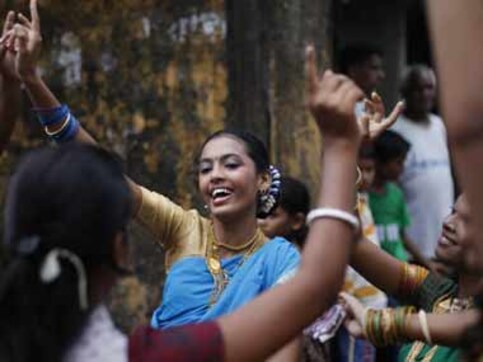 Good, bad and bizarre news of women in Mumbai Good, bad and bizarre news of women in Mumbai