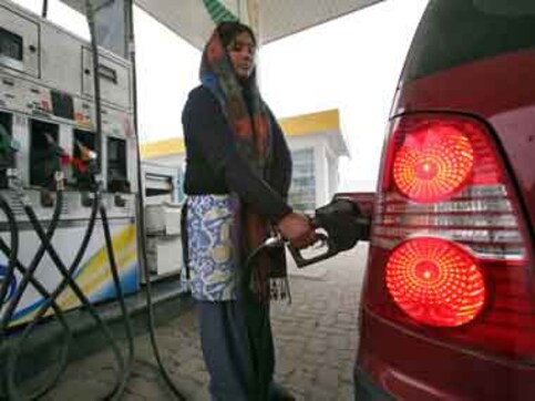 NAC defends petrol price hike, experts not convinced NAC defends petrol price hike, experts not convinced