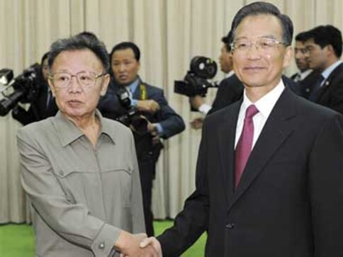 Chinese leaders pay their respects to Kim Jong-il