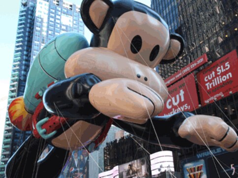 Monkey 1 stays ahead of experts in 2011, but indices lead