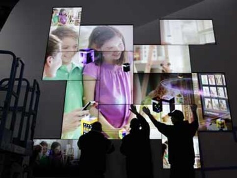 Now there are TVs you can talk to, without sounding crazy Now there are TVs you can talk to, without sounding crazy