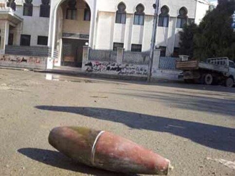 Syria denounces Arab League for telling Assad to quit Syria denounces Arab League for telling Assad to quit