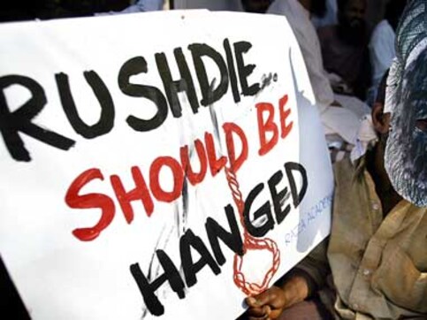 No Indian politician was willing to welcome Rushdie: Dalrymple No Indian politician was willing to welcome Rushdie: Dalrymple