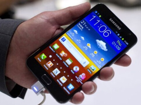 Samsung Elec says considering spinning off LCD business Samsung Elec says considering spinning off LCD business