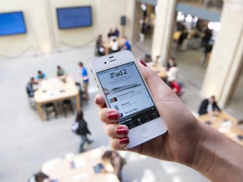 2011 belonged to iPhone 4S. Will Nokia Lumia rule 2012? 2011 belonged to iPhone 4S. Will Nokia Lumia rule 2012?