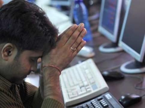 Wall St slide, weak start in Asia may drag down Indian market Wall St slide, weak start in Asia may drag down Indian market