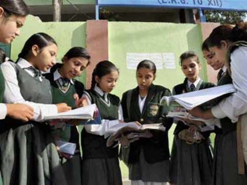 Bomb of a question in CBSE class 12 exam leaves parents outraged Bomb of a question in CBSE class 12 exam leaves parents outraged