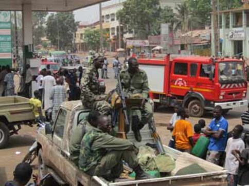 Rebels, army negotiate in northern Mali