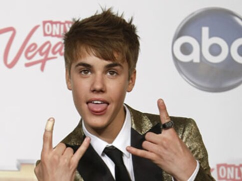 Justin Bieber given electric car for birthday