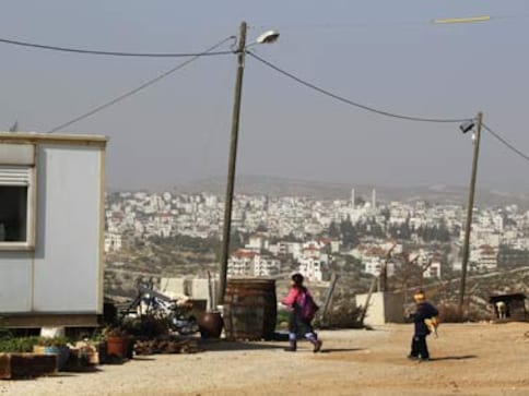 Jewish settlers agree to evacuate West Bank outpost
