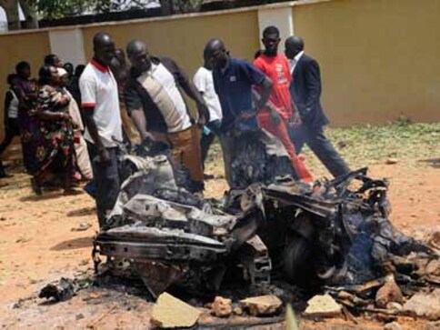 Reprisals kill 10 after church bombed in Nigeria's Jos
