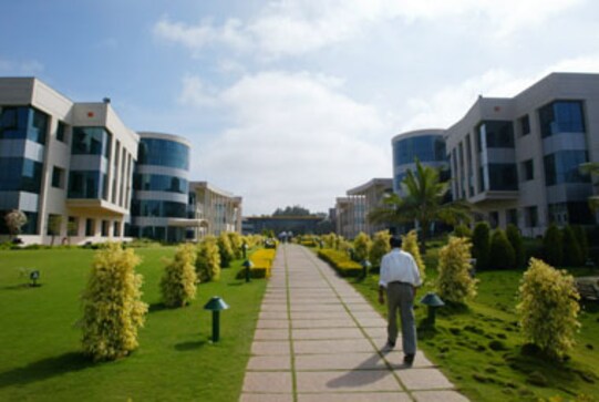 Infosys revenue guidance a shocker, stock deserves de-rating