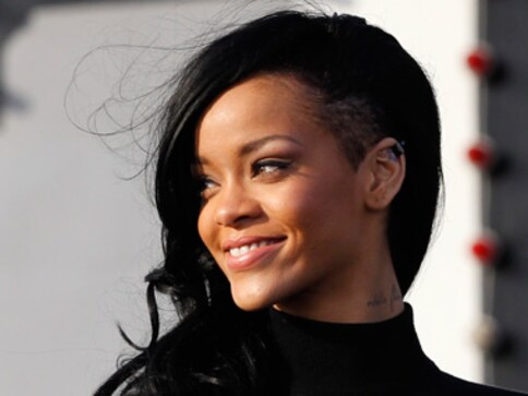 I would love to play Whitney Houston: Rihanna