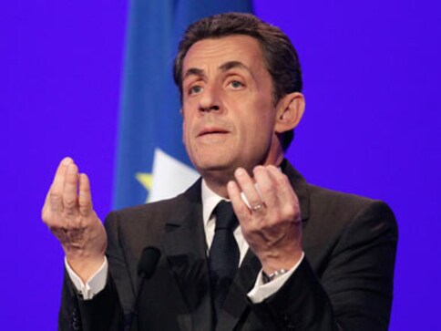 Sarkozy courts French far right after Hollande win