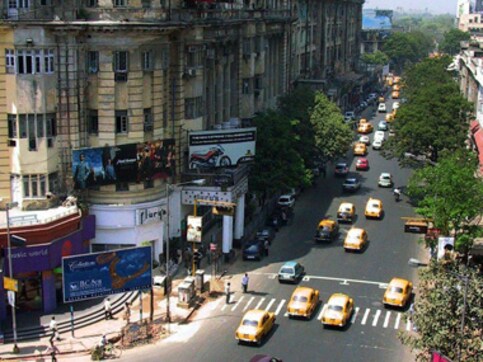 Mild tremor shakes Kolkata, buildings develop cracks Mild tremor shakes Kolkata, buildings develop cracks