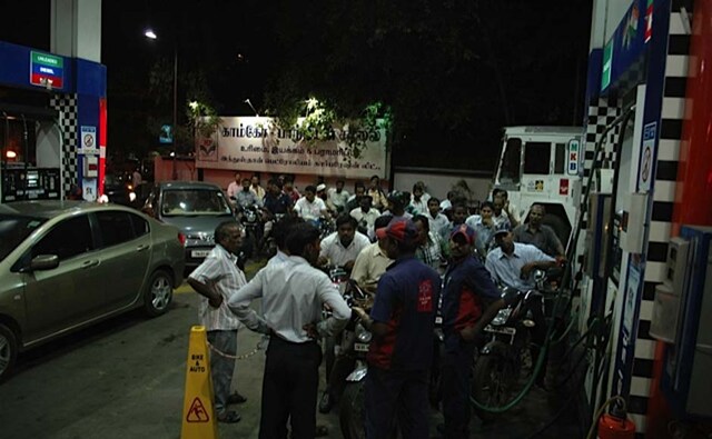 Well it's past midnight, you're late: Motorcyclists in Chennai at the petrol pump. Firstpost Well it's past midnight, you're late: Motorcyclists in Chennai at the petrol pump. Firstpost