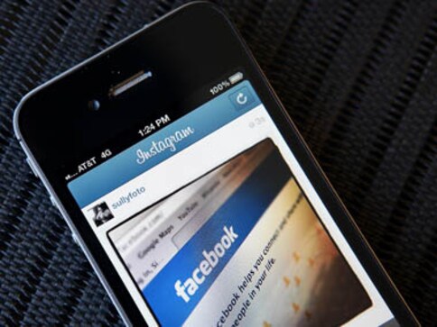 Despite slowing growth, Facebook's IPO seems to be oversubscribed