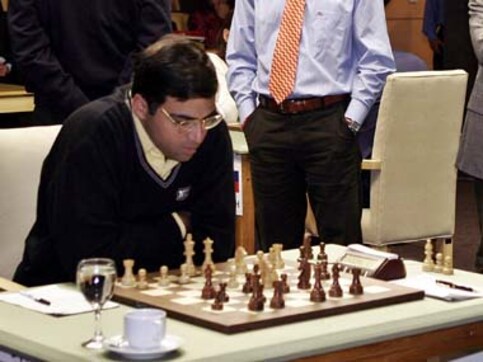 Anand settles for sixth consecutive draw Anand settles for sixth consecutive draw