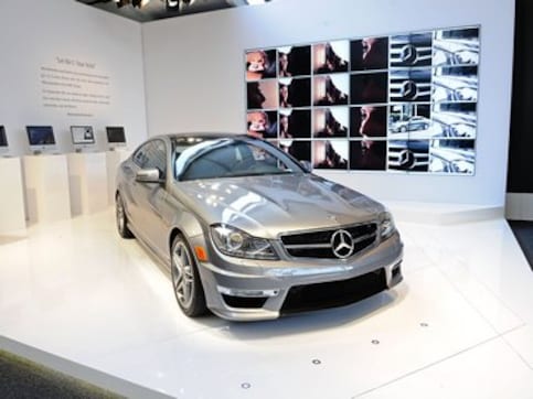 Mercedes-Benz grows 30 percent in 2011 Mercedes-Benz grows 30 percent in 2011