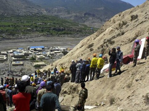 Two pilots killed in Makalu Air cargo plane crash at Simikot Pass in Nepal's Humla Two pilots killed in Makalu Air cargo plane crash at Simikot Pass in Nepal's Humla