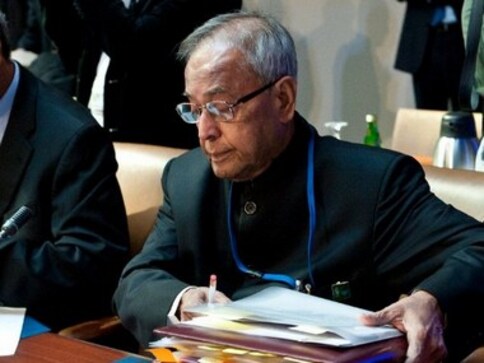 Pranab for Prez? Forget it. How will UPA survive then? Pranab for Prez? Forget it. How will UPA survive then?