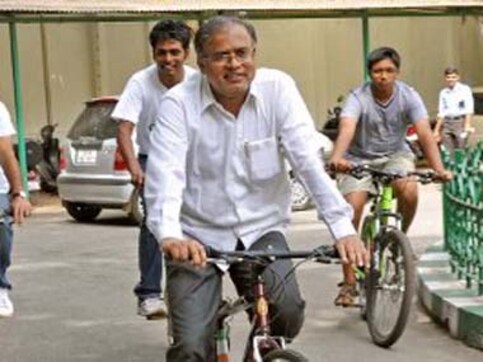 Karnataka Law Min cleared, withdraws resignation Karnataka Law Min cleared, withdraws resignation