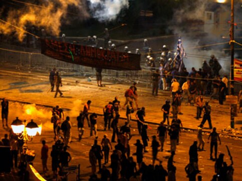 Greece pushed to the brink, pharmacist latest victim of violence Greece pushed to the brink, pharmacist latest victim of violence