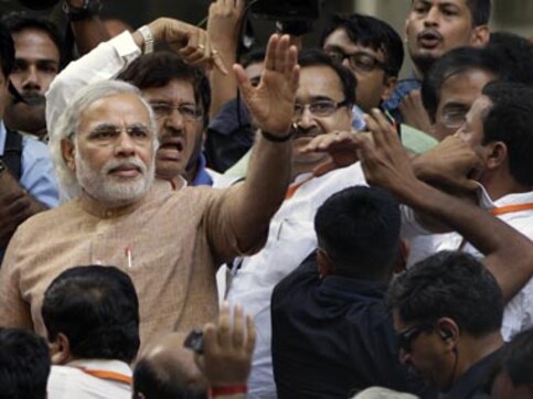 On Japan tour, Modi is seen as India's rising sun On Japan tour, Modi is seen as India's rising sun