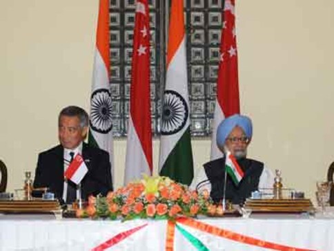 India is investment-friendly: PM tells Singapore