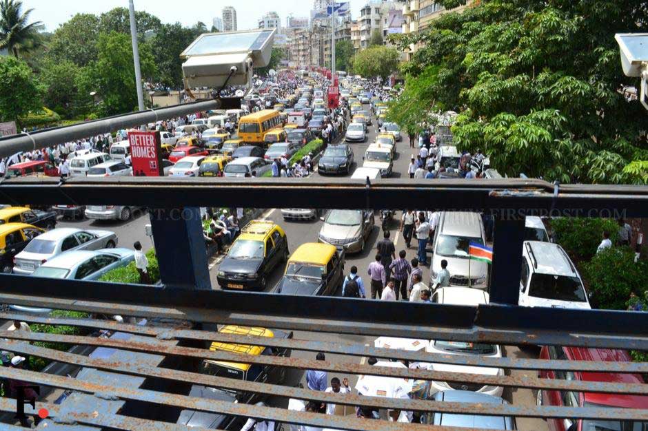 Traffic snarls in south Mumbai due to the MNS rally. Parag Shinde/ Firstpost Traffic snarls in south Mumbai due to the MNS rally. Parag Shinde/ Firstpost