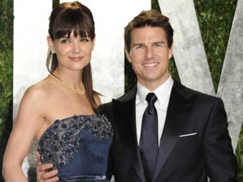 After Mrs Tom Cruise, now what? Holmes needs confidence coach After Mrs Tom Cruise, now what? Holmes needs confidence coach
